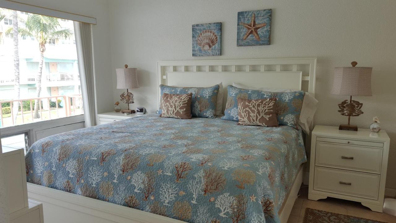 Sunrise Ocean Suites ヒルスボロ・ビーチ エクステリア 写真