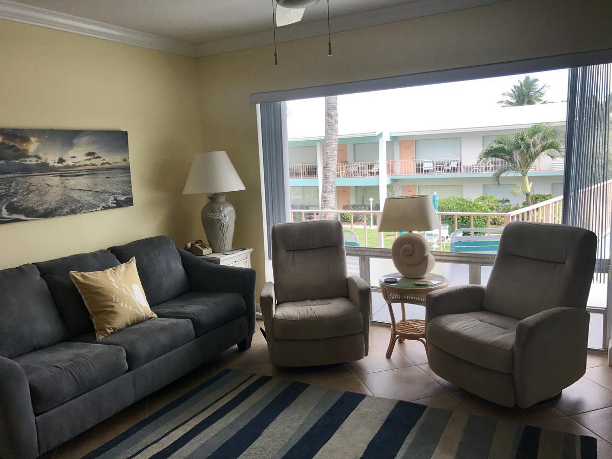 Sunrise Ocean Suites ヒルスボロ・ビーチ エクステリア 写真