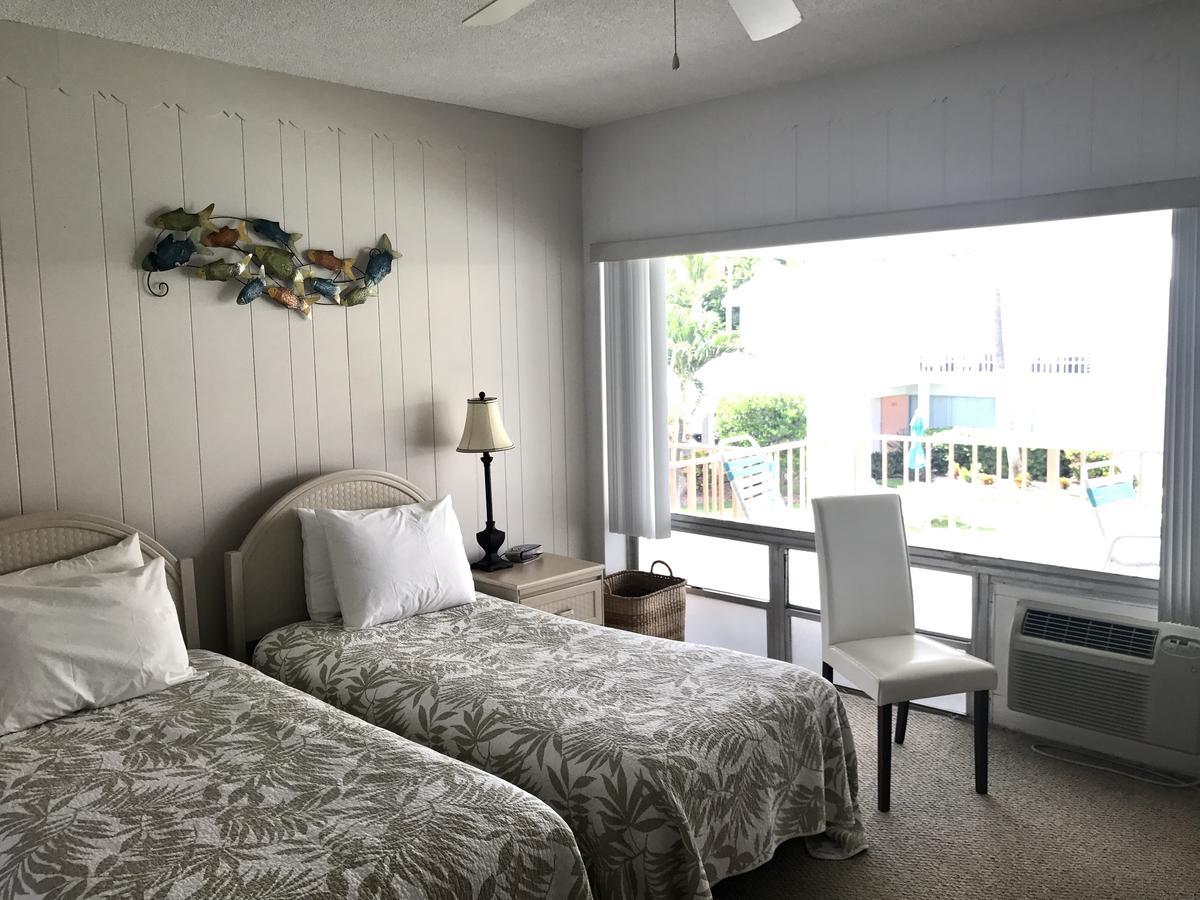 Sunrise Ocean Suites ヒルスボロ・ビーチ エクステリア 写真