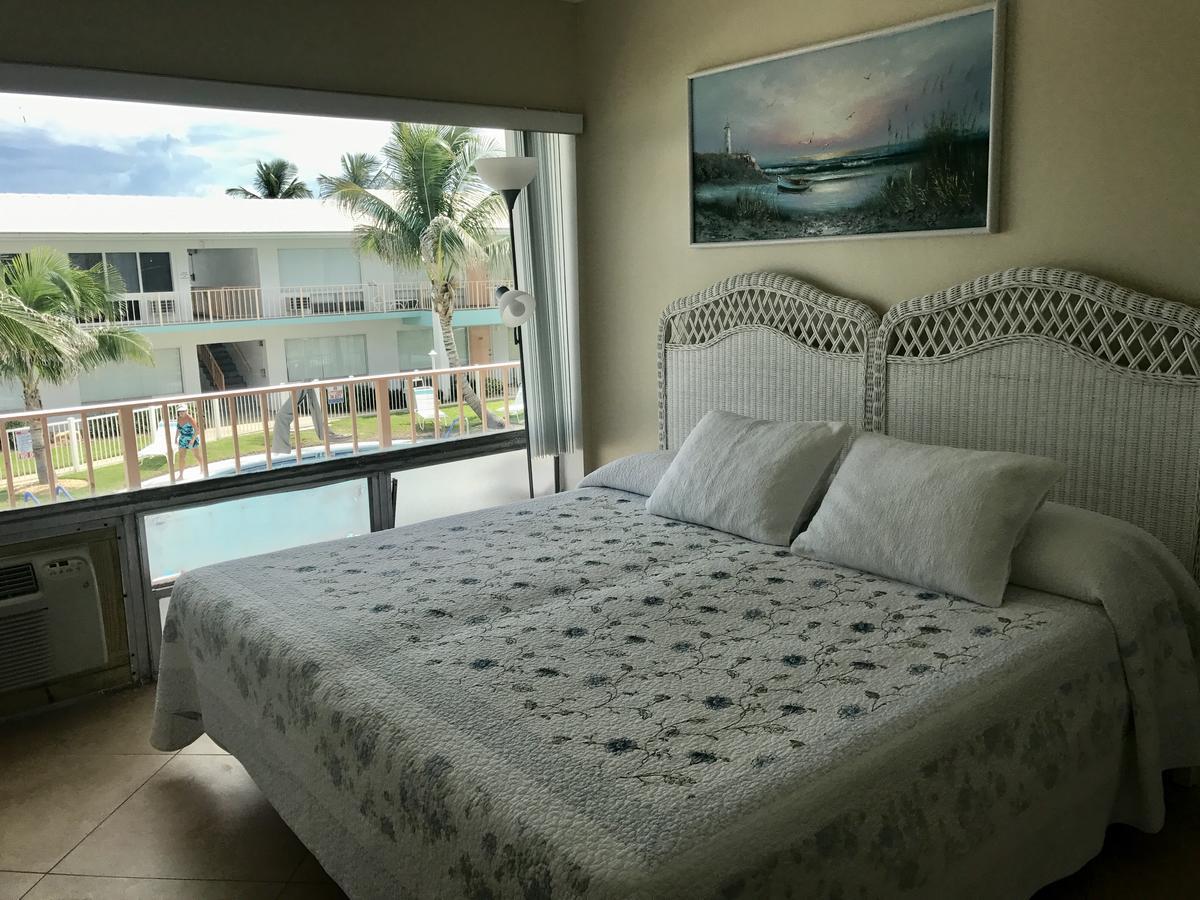 Sunrise Ocean Suites ヒルスボロ・ビーチ エクステリア 写真