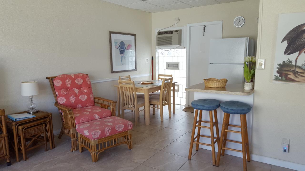 Sunrise Ocean Suites ヒルスボロ・ビーチ エクステリア 写真