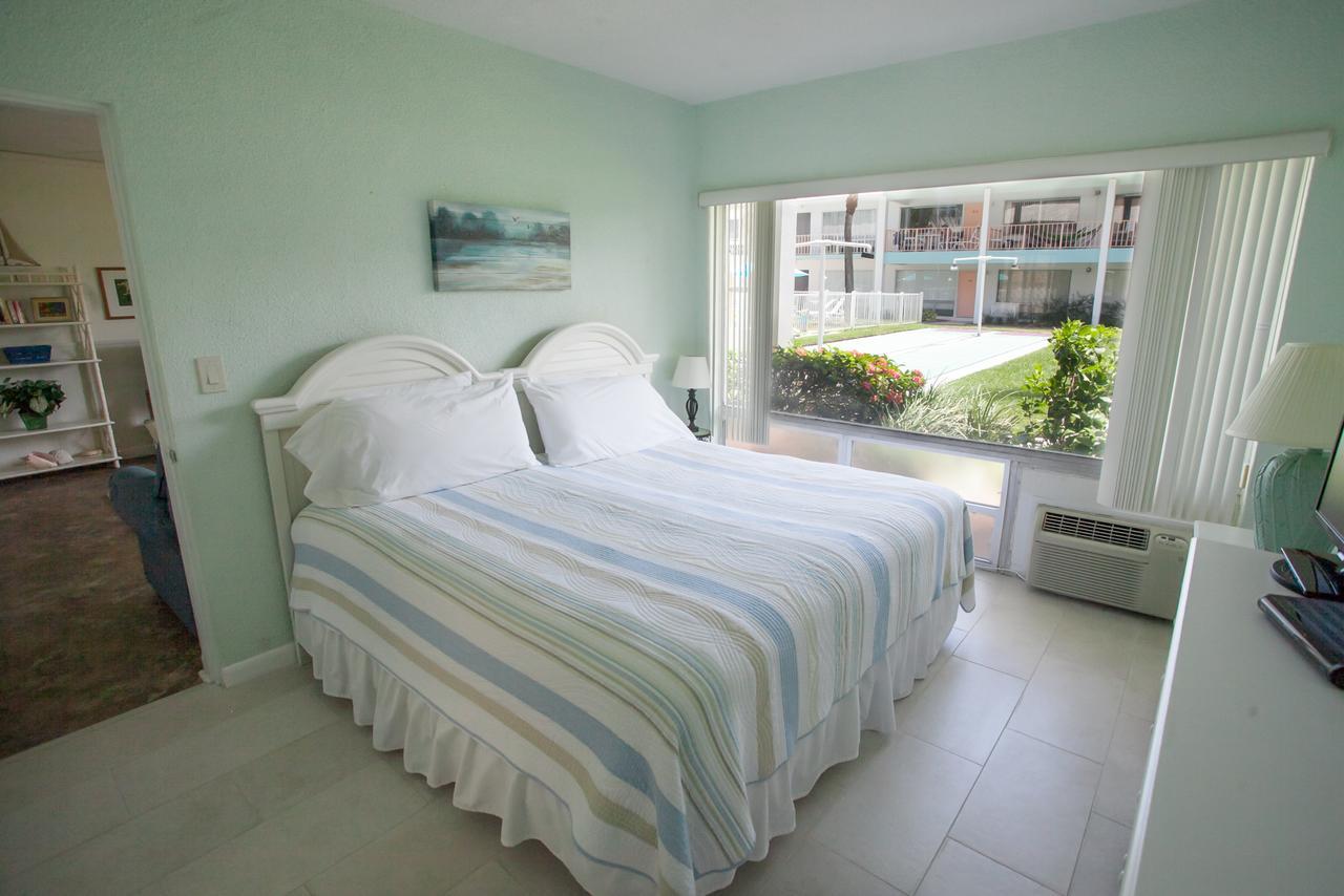 Sunrise Ocean Suites ヒルスボロ・ビーチ エクステリア 写真